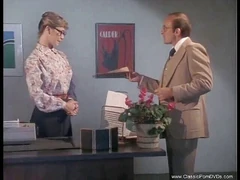 상사에게 따먹히는 섹시한 비서