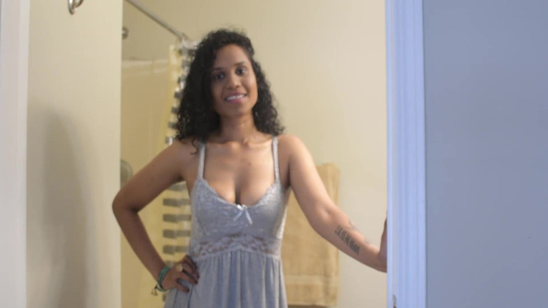Sexy Lily: Napalona indyjska macocha jebanie napalony pasierb