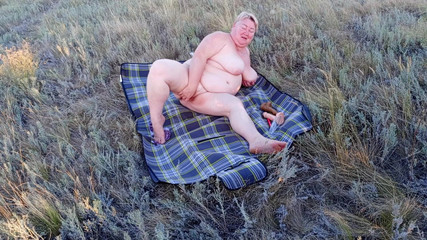 Zona901: Tlustá puma masturbuje