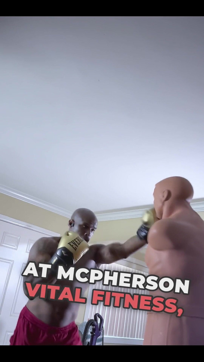Hallelujah Johnson: Жизненно важный фитнесс Макферсон No44