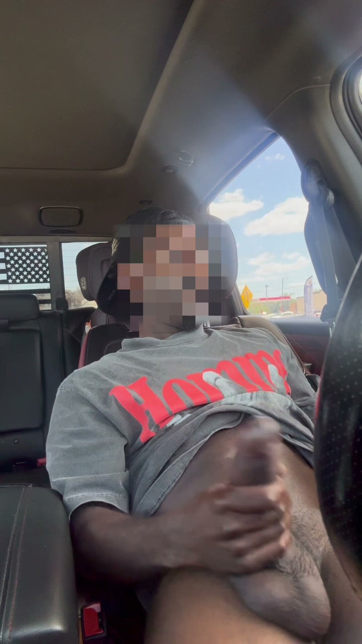 Kyle Kickstand vault: Jerk in Truck