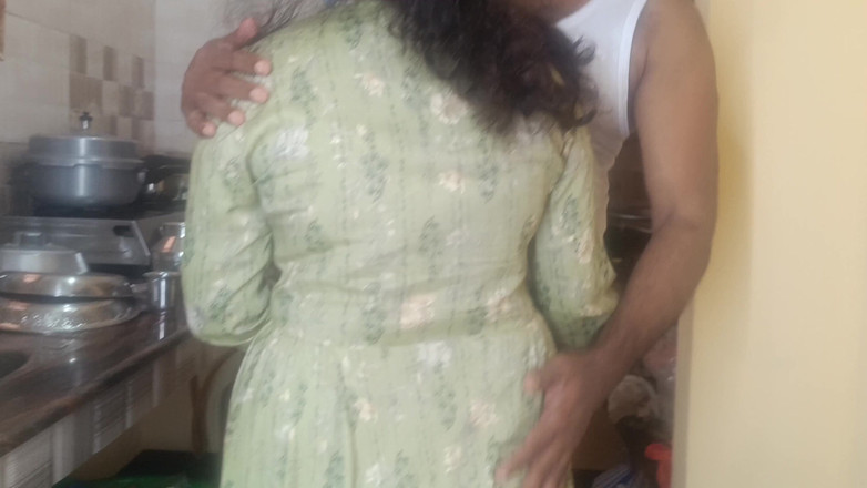 Laxi ammu: Dhivya chennai college 3