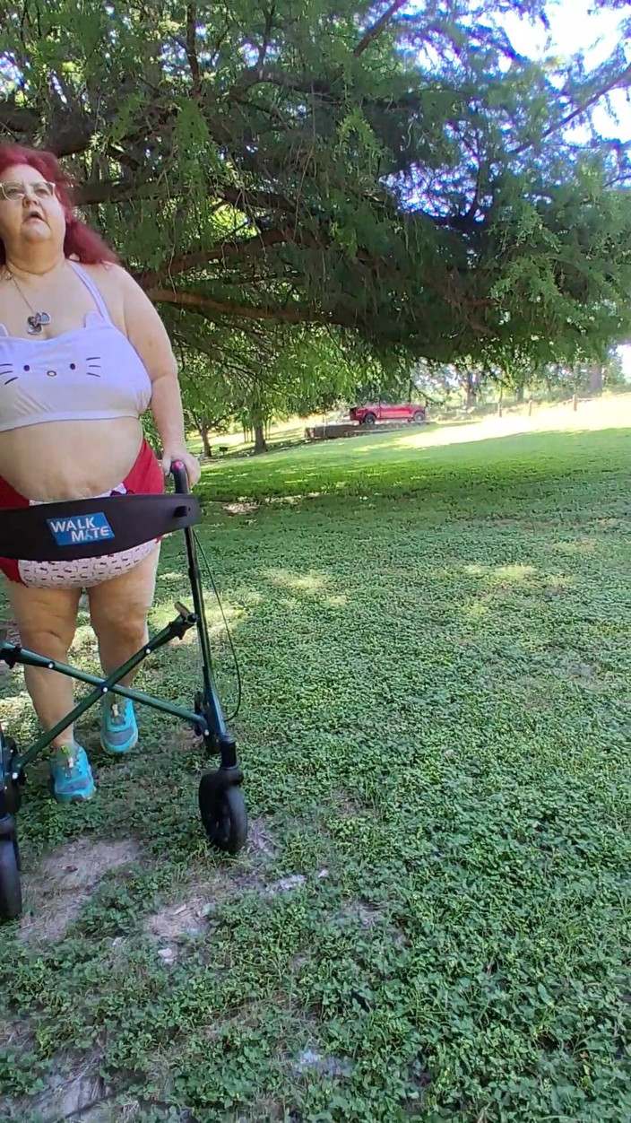 BBW nurse Vicki adventures with friends: BBW Nurse Vicki Is Taking a Stroll in Her Hello...