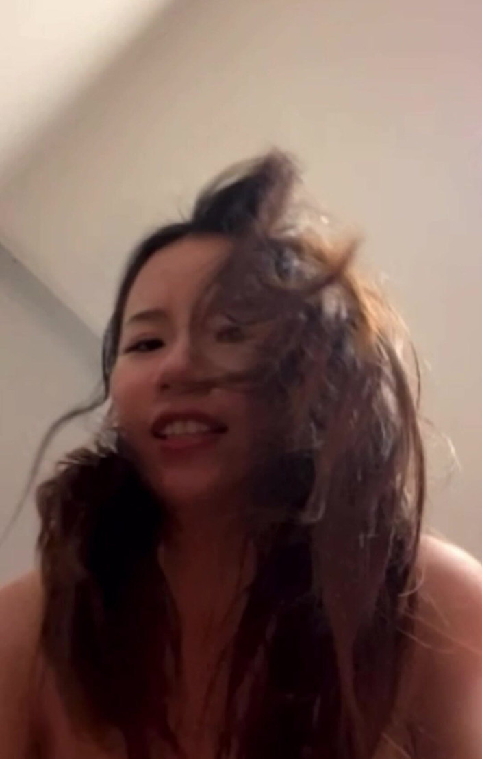 Cris Santana: Asian Babe Solo Top 1 in China Lulu Wild