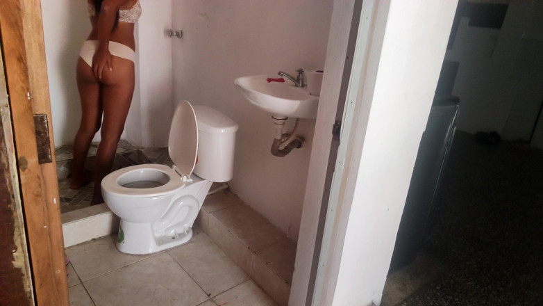 Martin13: Впливові латиноамериканки у своїй громаді мастурбують, поки їхніх чоловіків немає вдома!!