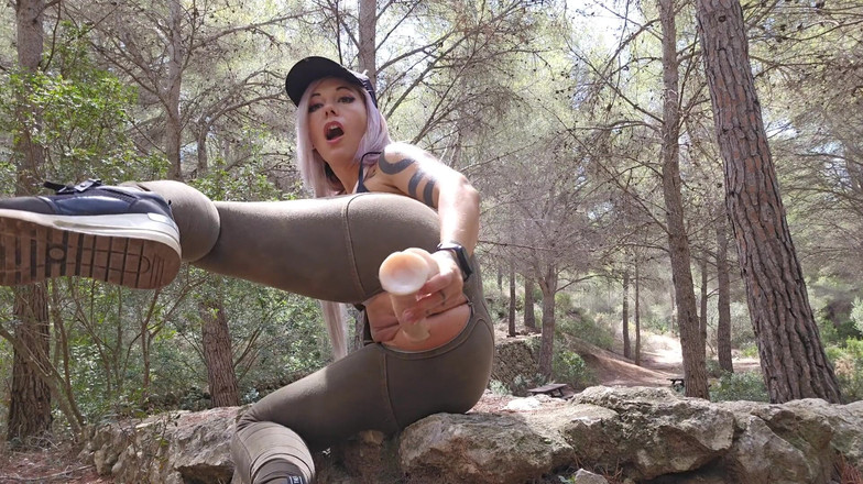 dafnedenoch: Chorros al aire libre