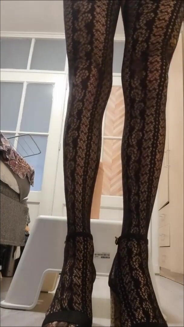 Sissy husband solo: Sissyhusband poj deti aur savaari karti hain 1.