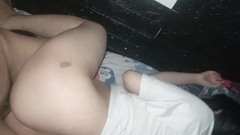 Famly sex: Berkongkek dengan Malaikat Asia Putih