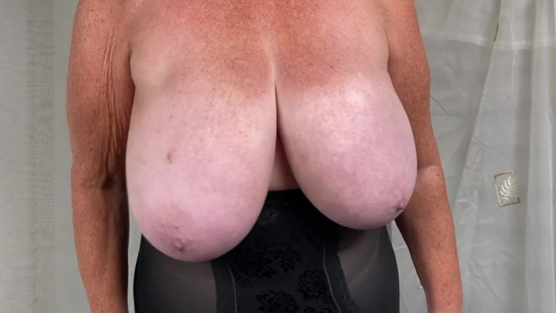 Aunty Sandra vintage girdle queen: Zia Sandra in Una Cintura Molto Sexy