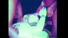 Vintage Megastore Full hd: Di pesta mereka dan saling mengisap