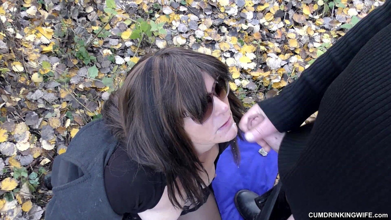 Cumdrinking Wife: Dogging-gangbang an der Interstate
