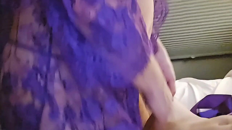 Ladyandme: Zmysłowy i zabawny seks w sypialni z damą w fioletowym