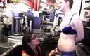 Lesbian Illusion: 年轻店员第一次在面包店被女同性恋老板勾引并在柜台后性交