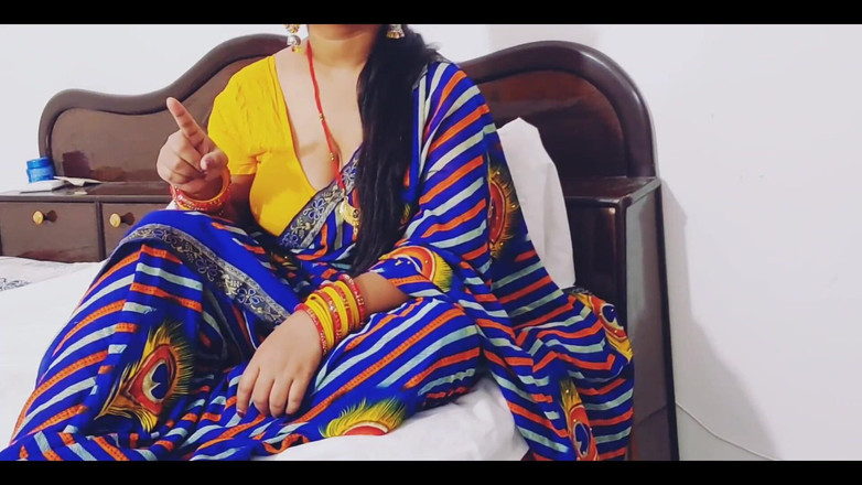 Desi Club House: Une bhabhi indienne baise avec son devar dans un dirty...