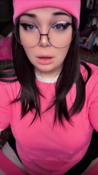 Meg Griffin adalah pelacur pembiakan terdesak