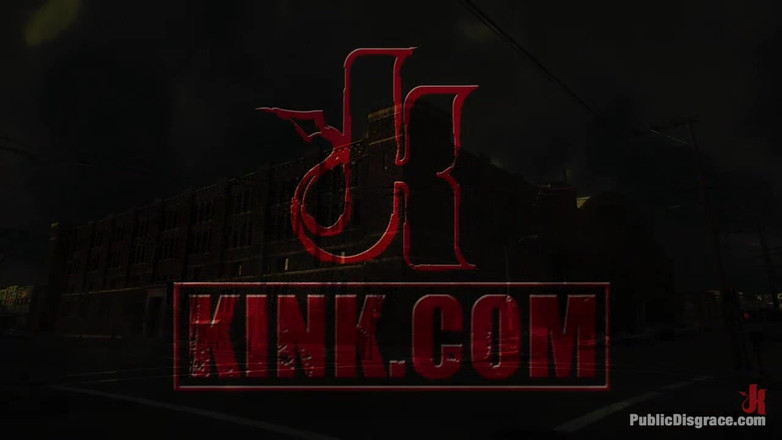 Public Disgrace by Kink: Reine mädels öffentliche schande