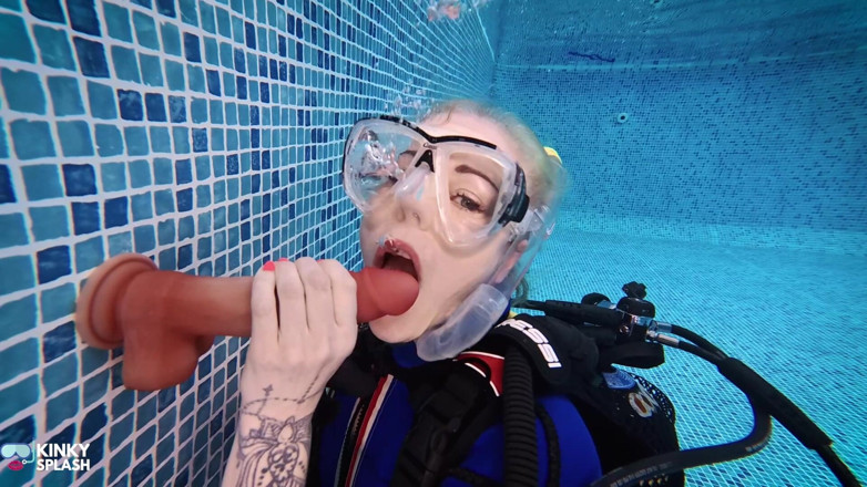 UKCuteGirl Lucy Lauren: Hluboké kouření potápějí trénink