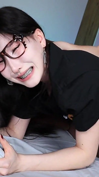 Première Sodomie Et Facial D’une Petite Gameuse Japonaise - Ahegao Gémit [complet]