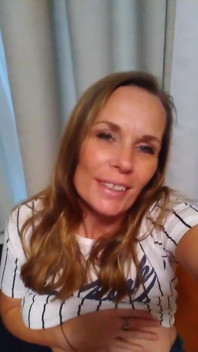 Buon Lunedì MILF cercando di ottenere un po 'di lavoro in .. Ancora combattendo questa infezione effin sinus