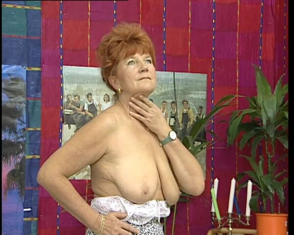 YOUR FIRST PORN: Junge Omi Karin Wichst Schon Ein Leben Lang - Young Granny...
