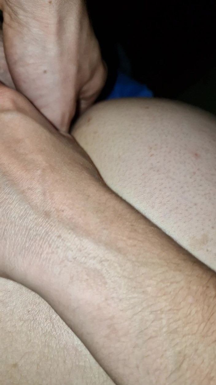 Mora_2000: Anal com close-up