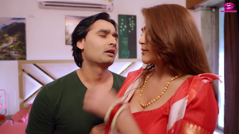 Indianpinklips: Video seks desi India dengan zakar besar tegar
