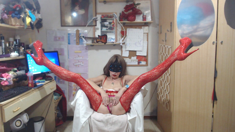 WEBREGINETTA2023: उत्तेजित और नकाबपोश परिपक्व