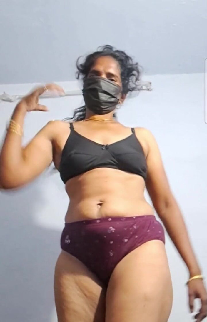 Jayaselvi: สาวสเต็ปป้า Tamil โทร視頻เปลือยกาย - ตอนที่ 3 (มีเสียง)