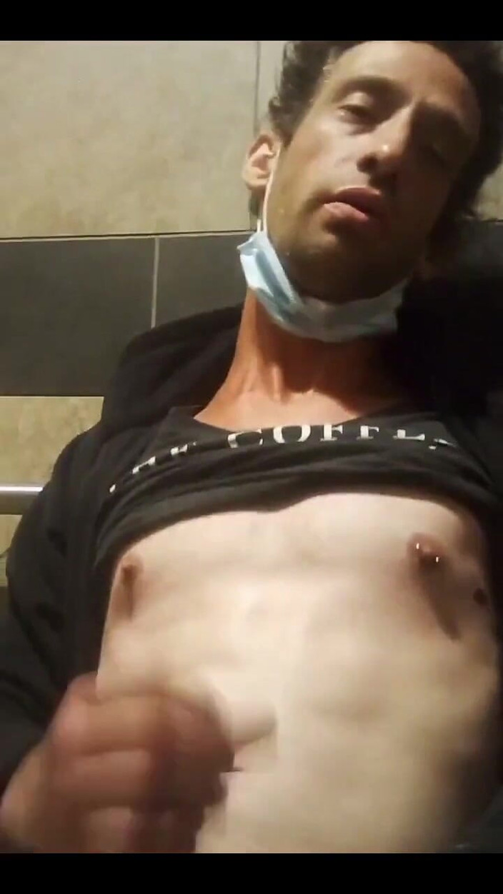 LilTaste: Jerking off