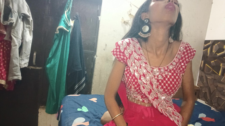 Truefuker: Bhabhi-ji viene scopata nel suo nuovo Sari