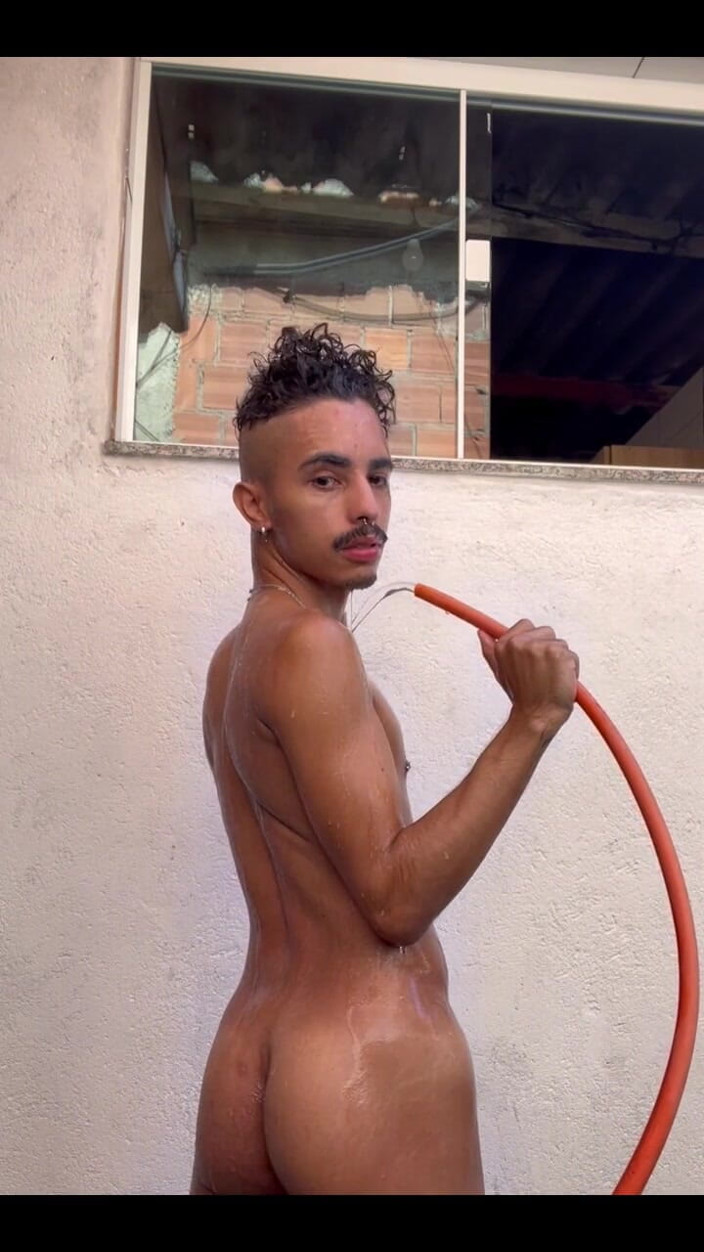 The Vicious Gabe: Vieni a Fare Un Bagno Con Me