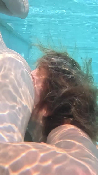 Thumbnail of Underwater Suck Fingering Fuck