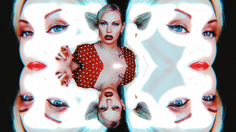 Goddess Misha Goldy: Fumo lipsoholia! CICLO!!!
