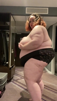 Naughty nebo Nice List - Bbwssbbw Strip Tease