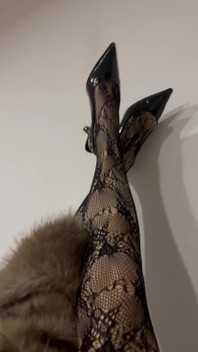 Playing with My Legs in Stocking and Heels