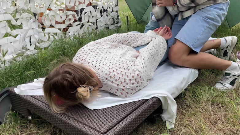 HotPrincessUA: Blondie zachycena: roubíky v ústech a zlechtěné