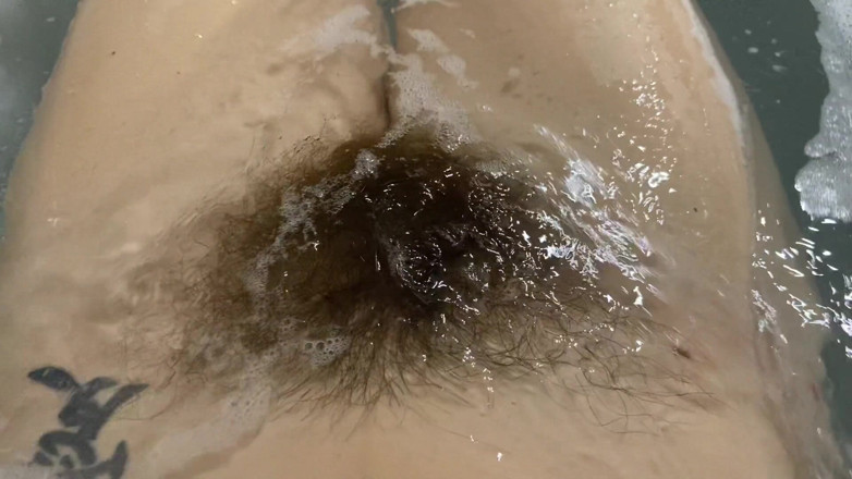 Cuteblonde666: Cespuglio peloso sott'acqua