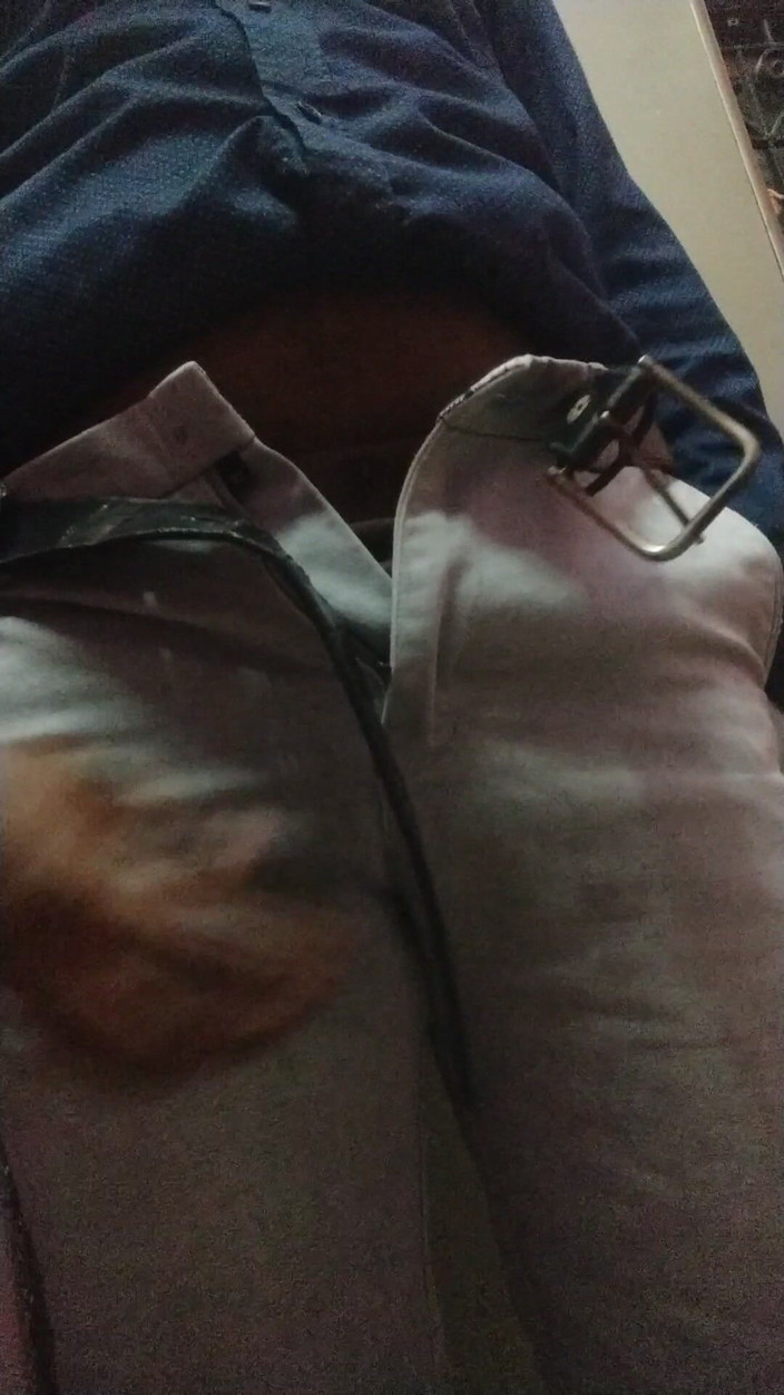 Tamil 10 inches BBC: Bu canlı gitarı çalmak isteyen Tamil10inches büyük zenci