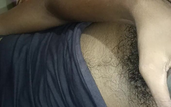 Wild Horse: Siaran langsung bocah india yang lagi sange pamer kontol besarnya...
