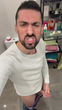 Stepdaddy Jerking off