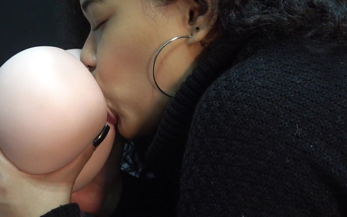 XatlaLust: Ho usato la mia sorellastra come un toy e lei...