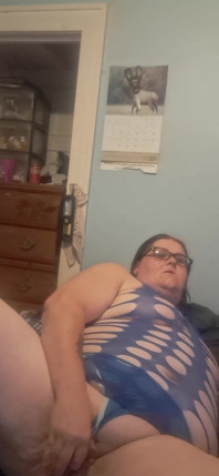 Esposa se folla a sí misma de nuevo!