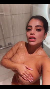 We Shower Baby