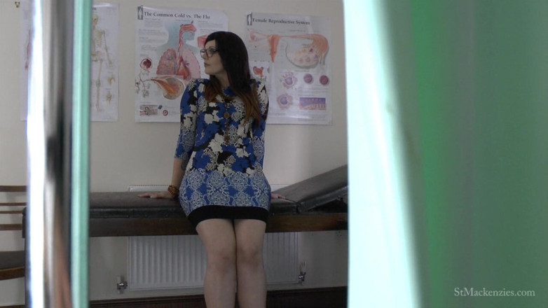 St Mackenzie's Archive: Miss Hendrix Plays with Her Pussy Knowing You Watching