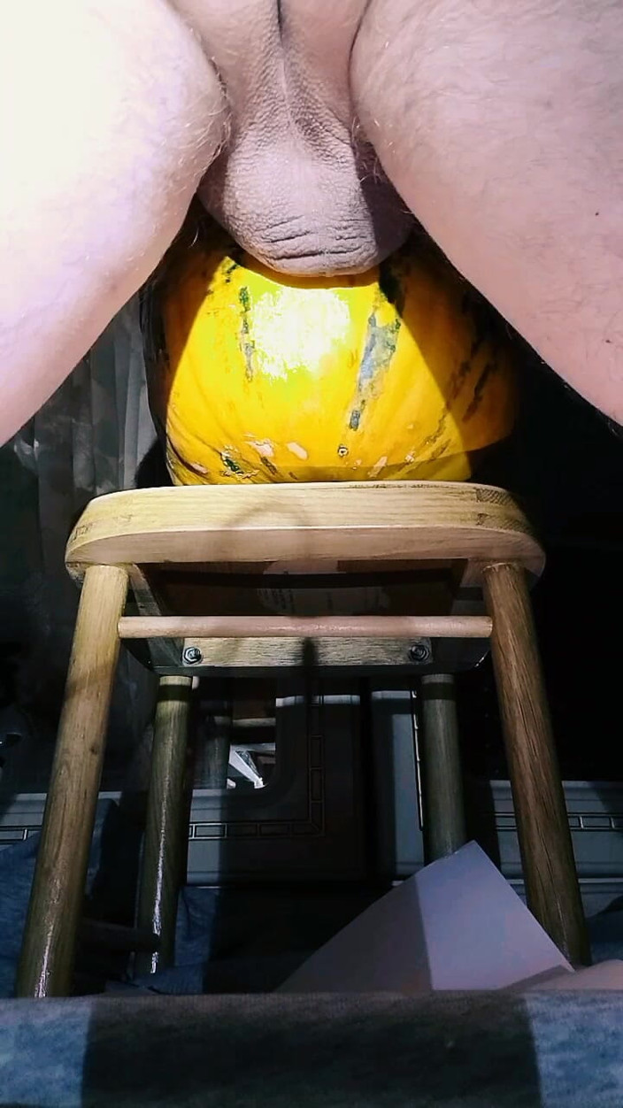 White Ukrainian Dick: Люблю Трахати Гарбузи!