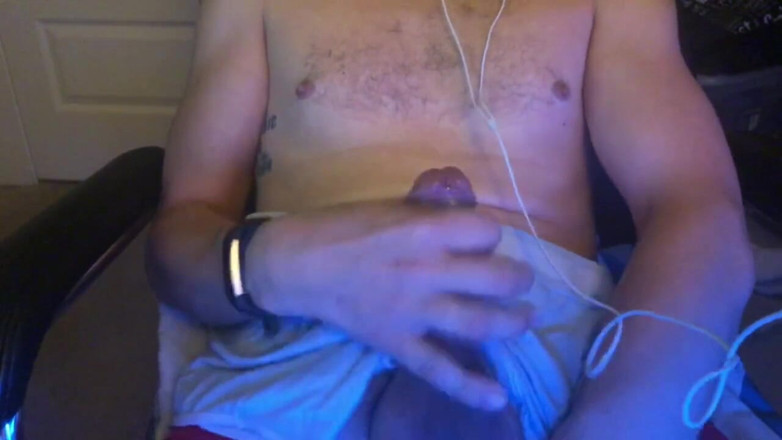 RiceQueenTopBoy: Jerking off my big cock