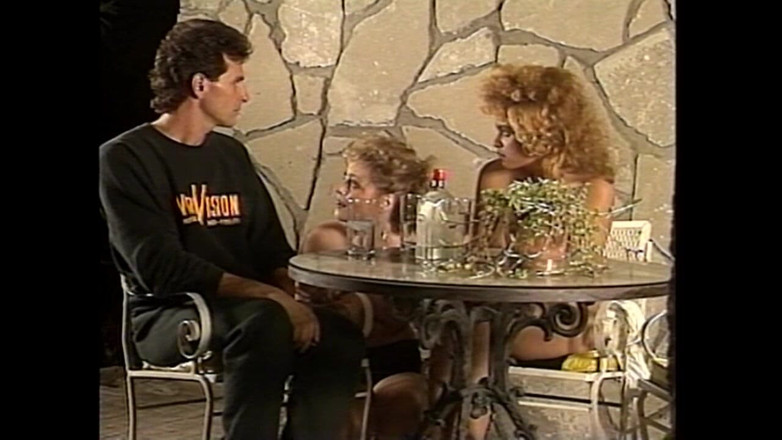 Vintage megastore: Två You.ng flickor mår bra