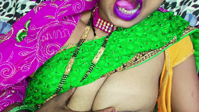 Bangala bhabhi: देसी गांव भाभी भूखी लड़की सेक्स