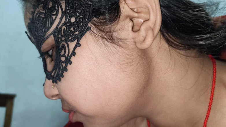 Sexysavita21: Hintli köylü güzel süper ateşli kız üvey babasını emiyor