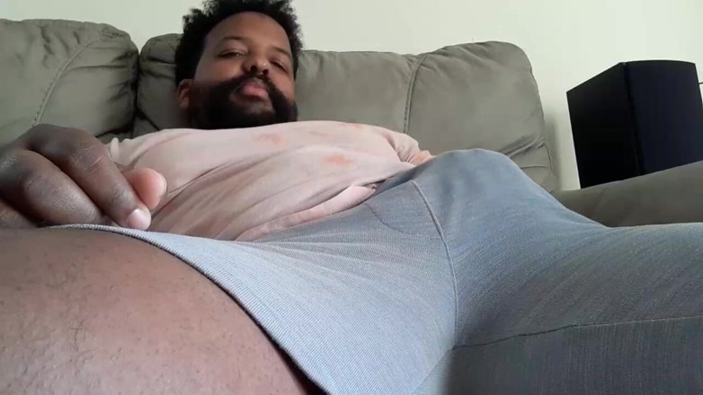 Eddie Venezuela: Heißer bbc-stiefvater streichelt es und stöhnt auf youtube-video
